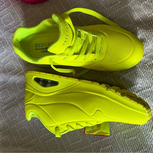 Sketchers Uno Night Shade Sneaker Neon Yellow 9 wide - Picture 7 of 9
